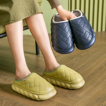 2023 חדש האביב הביתה נעלי פלטפורמה לנשים גברים מקורה נעלי בית חם קטיפה כותנה עמיד למים שקופיות כמה השינה שקופיות