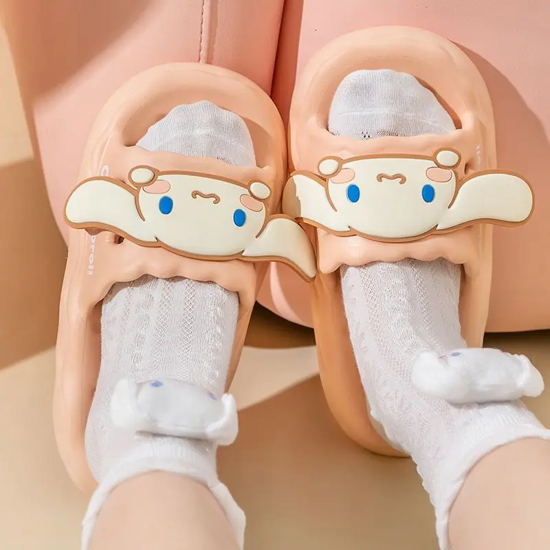 Sanrio הלו קיטי Cinnamoroll Kuromi נעלי נעל סנדלים אווה רך הביתה עם סוליות ללא החלקה אנימה Kawaii חמוד יצירתי מתנות קיץ - 1