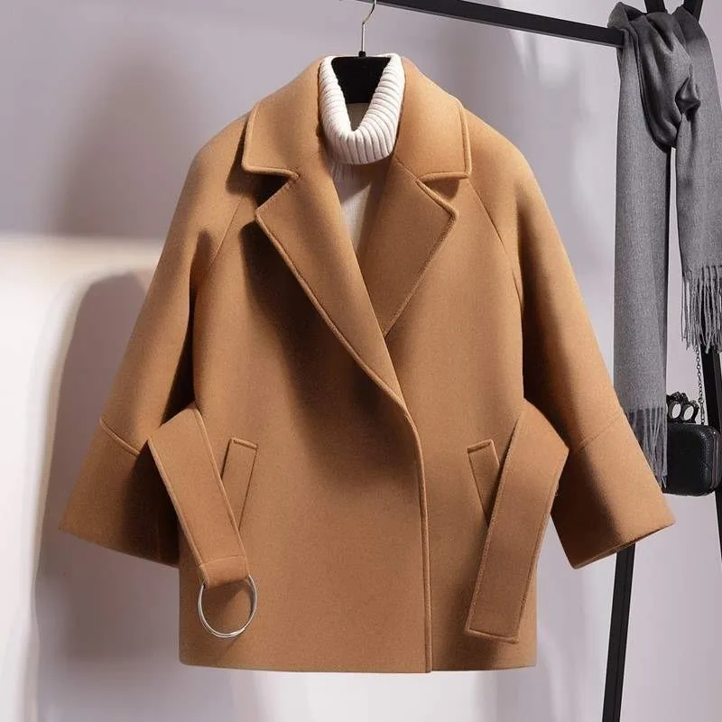2022 חדש לנשים קצר צמר מעיל חגורת מעיל אופנה מזדמן נשים מעיל קצר מוצק צבע רופף מעיל נשים חאקי דש העליון - 2