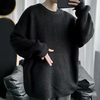 גברים Pullovers אופנה קוריאנית סגנון צעיר סוודרים גברים סתיו מוצק צבע סוודרים סרוגים Slim Fit Mens בגדי גברים לובשים רחוב