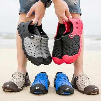 דאייווה הקיץ של גברים לנשימה החלקה גן נעליים חיצונית חלול החוצה משקל נסיעות טיפוס קמפינג חוף נעלי בית