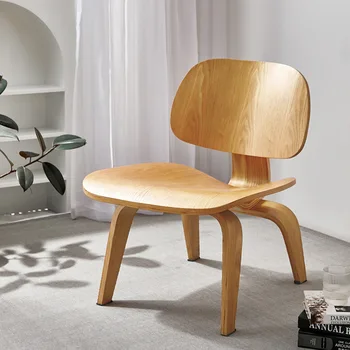 פשוט גור כיסא קורא את משענת הכיסא דירה קטנה מודרני מעצב מעץ מלא פנאי הכיסא מבטא הכיסא muebles sillas