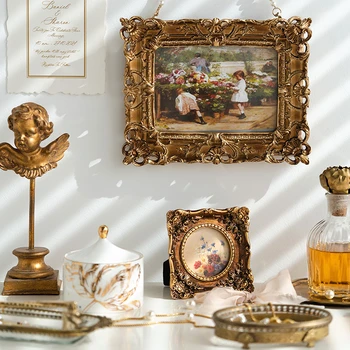 רטרו צרפתי מסגרת תמונה מעולה זהב מגולף שרף שולחן עבודה מיני קישוטים קטנים מסגרת תמונה לקישוט הבית מתנת החג